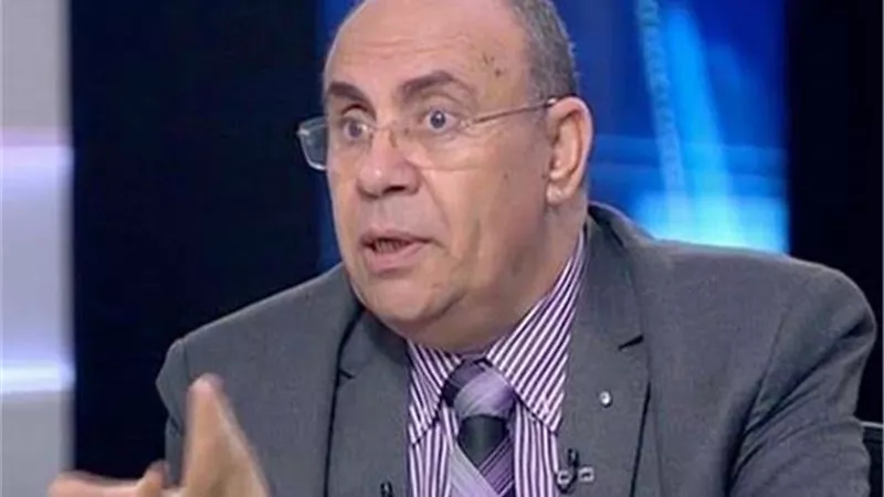 مبروك عطية: علاقة الرجل مع امرأة غير زوجته خيانة لله