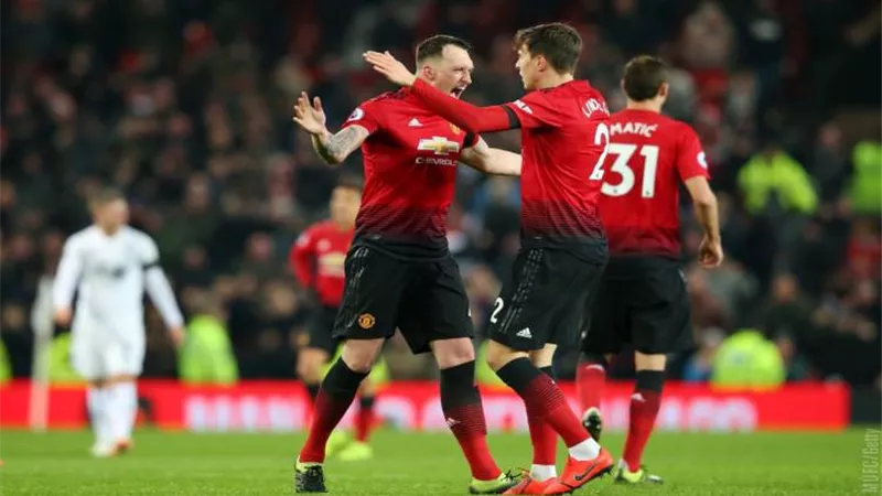 مانشستر يونايتد يتأهل لثمن نهائى كأس الكاراباو بعد الفوز على لوتون تاون بثلاثية