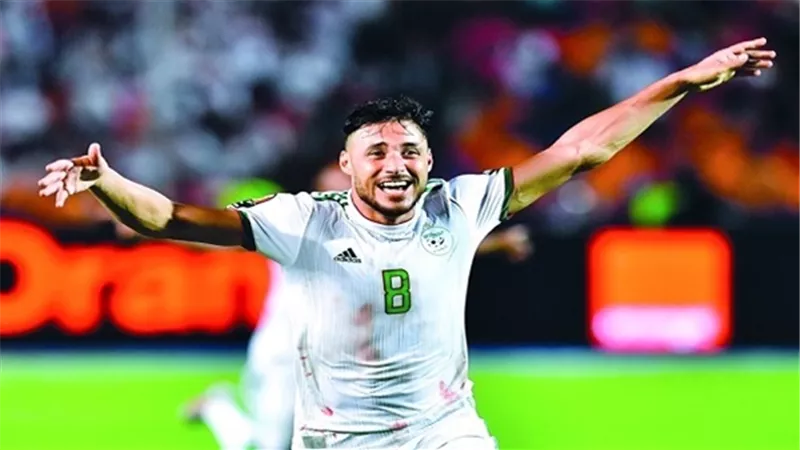 الأهلى يعلن حسم صفقة بديل يوسف البلايلى