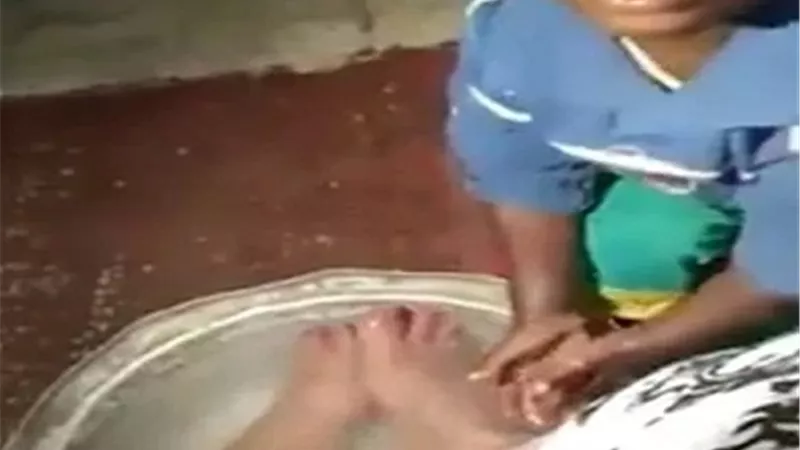 القبض على سيدة تنمرت على طفلين سودانيين بالجيزة.. اعرف التفاصيل