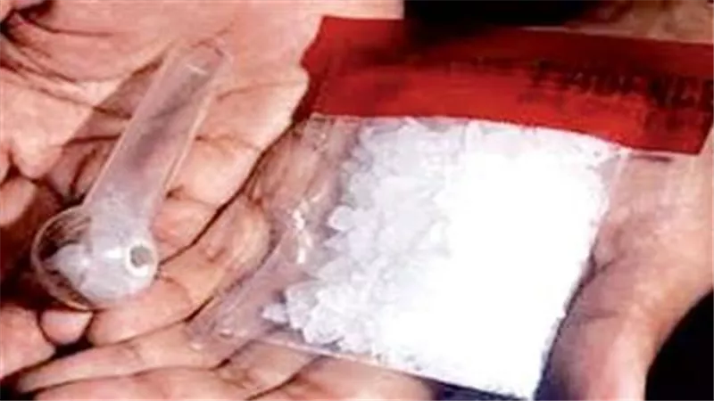 سقوط 