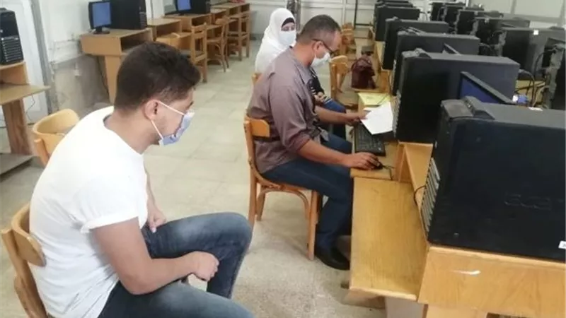 جامعة حلوان: ١٢٧٩طالب سجلوا رغباتهم فى معامل التنسيق الإلكترونى خلال تنسيق المرحلة الثالثة