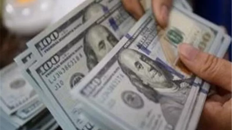ضبط 3 عاملين بشركة صرافة يتاجرون بالنقد الأجنبي في الدقهلية