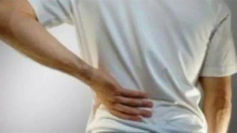 استشاري أمراض كلى: 7% من أسباب الفشل الكلوي لدى السيدات سببها المسكنات