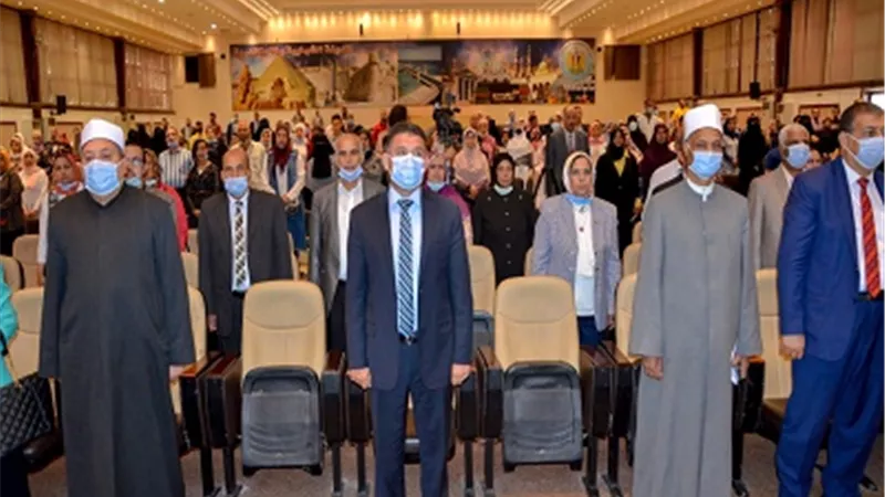 سكرتير مساعد الإسكندرية يشارك في حفل تكريم أوائل الطلاب بالمراحل الأزهرية
