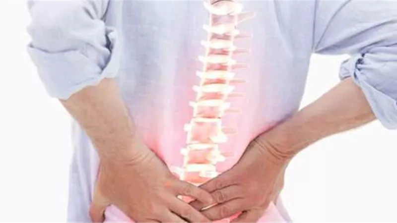 متى يكون ألم أسفل الظهر علامة على حالة أكثر خطورة