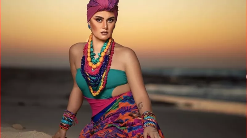بالصور - رشا مهدي بالزي الإفريقي في أحدث جلسة تصوير