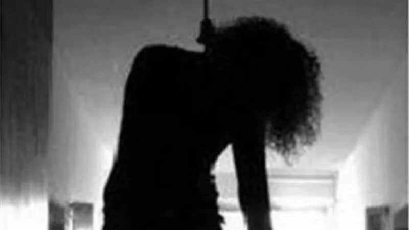 العثور على ابنة الـ18 عاما مشنوقة بمنزلها بعد اقل من 90 يوما زواج