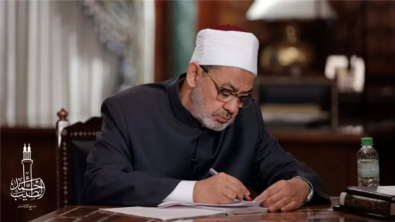 شيخ الأزهر يوجه بدراسة أحوال المتفوقين في الثانوية الأزهرية والتكفل بغير القادرين