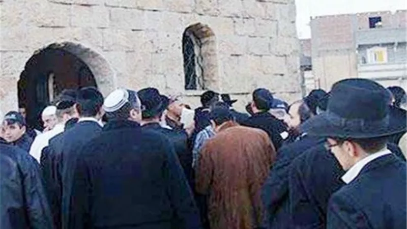 حكم نهائى ...منع الاحتفال بمولد ابوحصيرة وحظر نقل رفاته الى اسرائيل