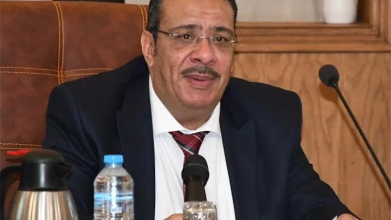 رئيس جامعة القناة: أعفاء أبناء الشهداء وذوى الإحتياجات الخاصة و الحاصلين على مراكز دولية واقليمية من الرسوم الدراسية