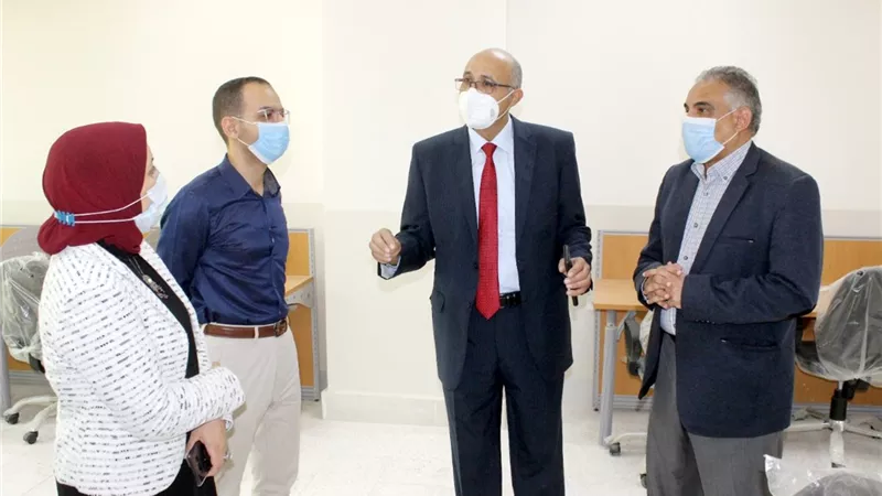 د. عماد عتمان: ٣ أبراج جديدة بالمدن الجامعية تستوعب 2000 طالب ومجمع خدمات طلابية