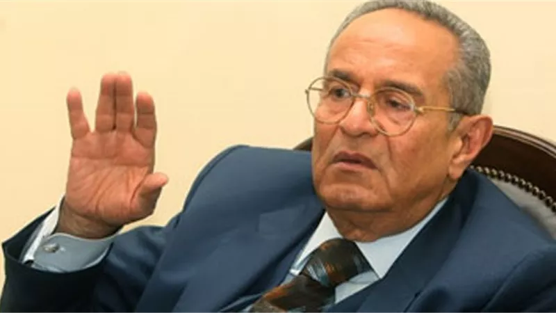 أبو شقة يعلن تخليه عن رئاسة حزب الوفد اعتبارا من 17 أكتوبر
