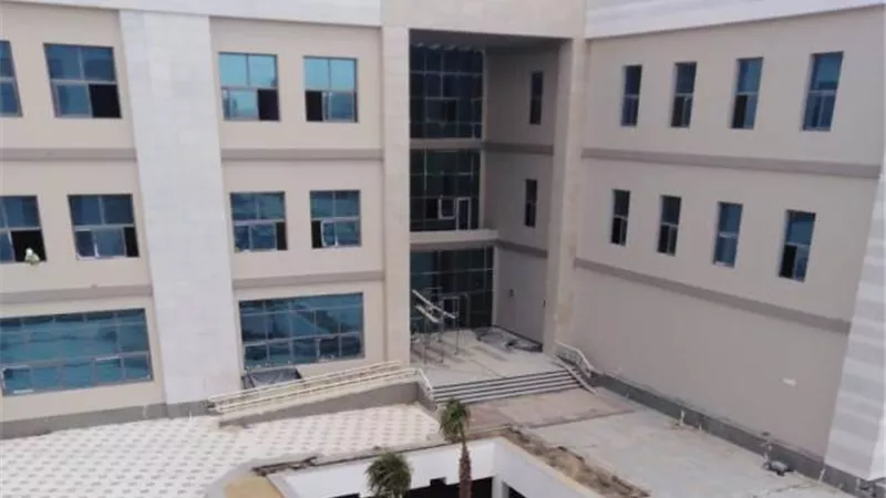 شاهد ..مراحل التشطيبات النهائية بجامعة العلمين الأهلية