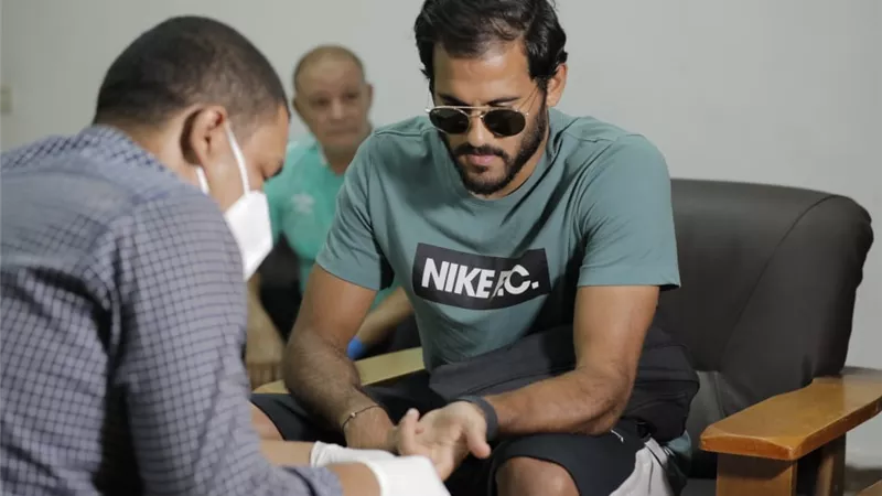 الأهلي يُجري 