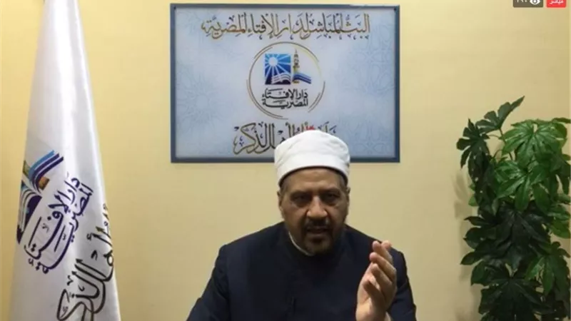 هل يجوز للمصاب بالخشونة الصلاة جالسا؟ .. دار الإفتاء تجيب