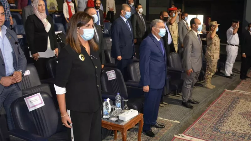 وزيرة الهجرة لشباب المنيا: لا تنساقوا خلف مروجي الهجرة غير الشرعية