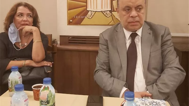 وصول اشرف زكى عزاء الراحل المنتصر بالله بكنيسة المرعشلي
