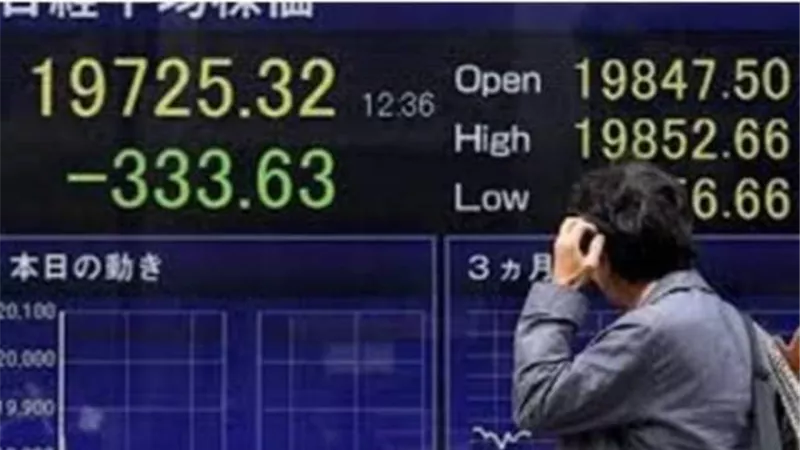 أسهم اليابان تغلق مرتفعة بعد تعافي أمريكي والأنظار على المناظرة الرئاسية