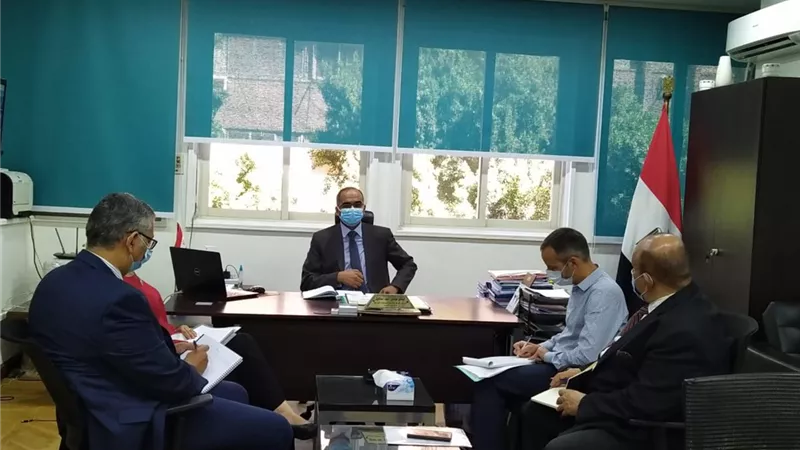 نائب وزير الإسكان يلتقي وفدا سويسريا لدراسة إنتاج الطاقة من محطات الصرف