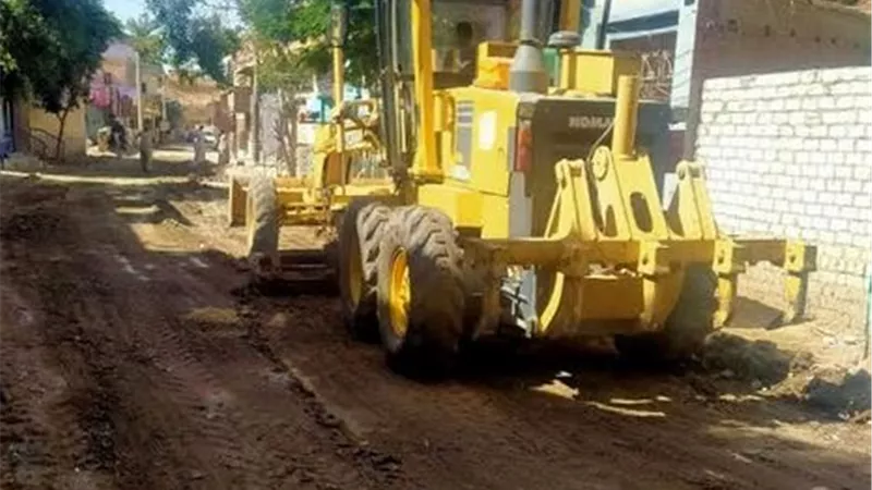 الجيزة تنفذ خطه تجريد وتمهيد للشوارع بالاحياء والمراكز على مدار الاسبوع