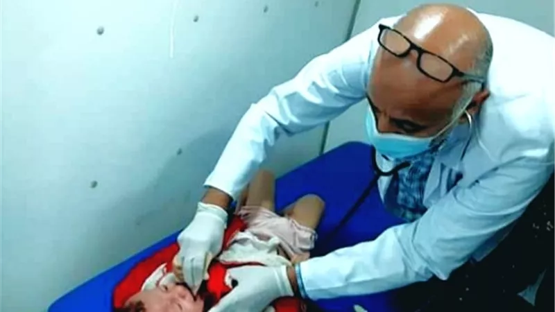 توقيع الكشف الطبي على (510) مواطن فى قافلة مجانية بالوادى الجديد