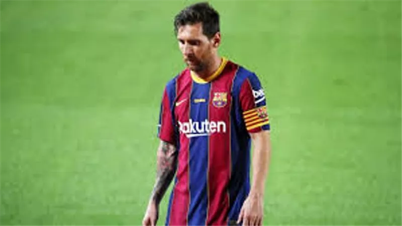 رئيس أتلتيكو مدريد يثير جدلا واسعا بشأن مستقبل ميسي