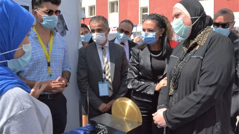جامع: توفير ورش صغيرة بالمجمعات الصناعية لخريجات التعليم الفنى لبدء مشروعاتهم وربطهم بسلاسل القيمة