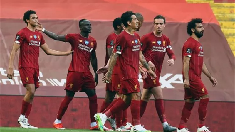 إصابة نجم ليفربول بفيروس كورونا