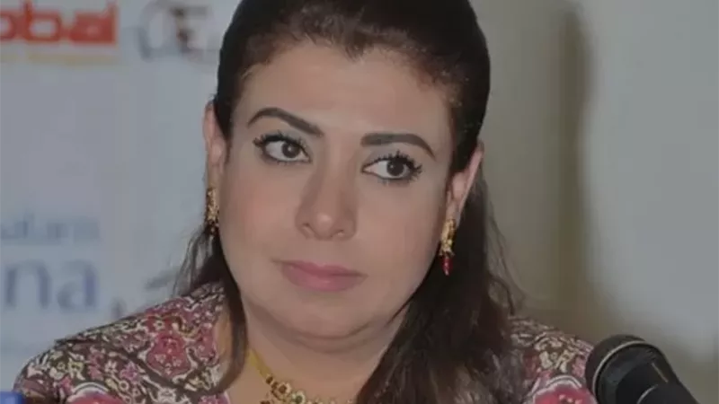 نشوى مصطفى تنعي أمير الكويت الراحل