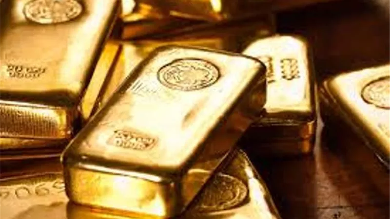 إيهاب واصف: كورونا تهدد الاقتصاد العالمي.. وارتفاع جديد بأسعار الذهب