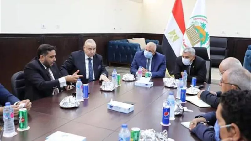 الزملّوط يلتقى رئيس تنمية الصعيد لدعم المشروعات الإستثمارية بالوادى الجديد