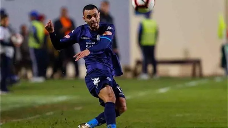 بعد قرار الاستبعاد.. رجب بكار يشارك فى تدريبات بيراميدز