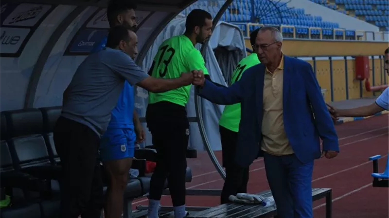 رئيس الإسماعيلي للاعبيه : المباريات المقبلة صعبة وأنتظر منكم الكثير