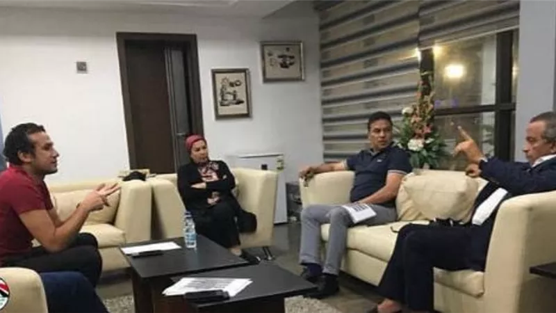 تفاصيل اجتماع اللجنة الخماسية مع الجهاز الفنى للمنتخب.. صور