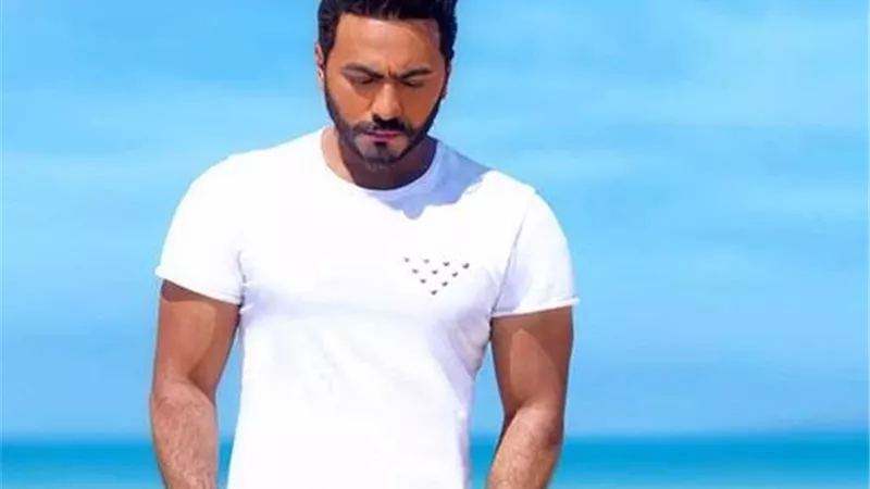 تامر حسني يؤجل طرح ألبوم 