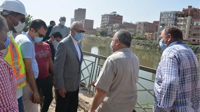 محافظ القليوبيه يقوم بجولة بمدينة بنها