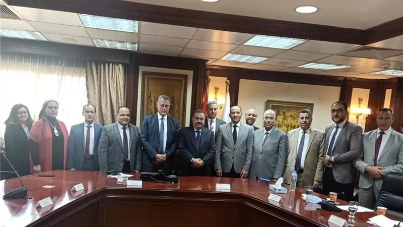مذكرة تفاهم بين مصلحة الضرائب وجهاز تنمية المشروعات لتبسيط الإجراءات