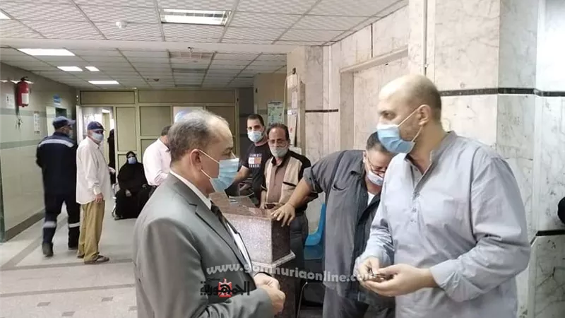 مدير التأمين الصحى بالزقازيق يتفقد المبادرة الرئاسية للكشف عن الامراض المزمنة