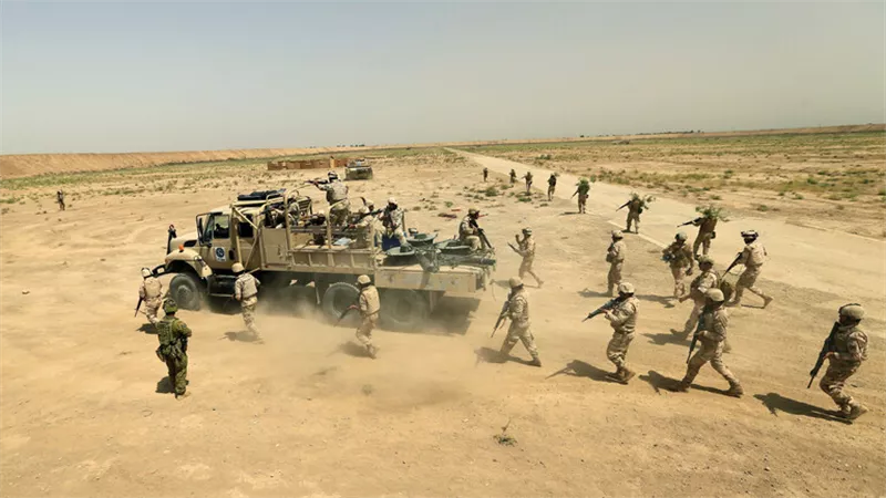 القوات العراقية تحاصر 3 عناصر من داعش وتقتلهم في شمال البلاد