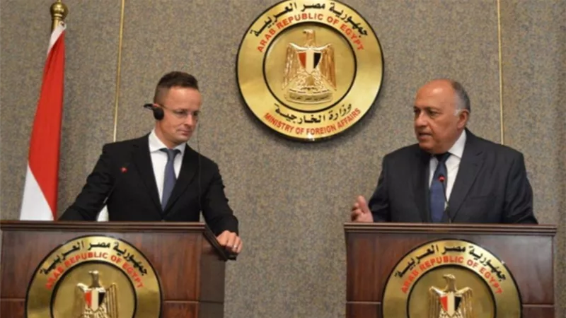 سامح شكري : المجر تتفهم التحديات التى تواجهها مصر.. وتدفع الاتحاد الأوروبي لتفهمها