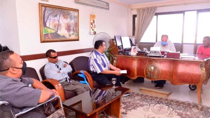 محافظ أسيوط يلتقى بعض الاشخاص من ذوى الهمم ويشدد على عمل رامب الاتاحة بجميع المصالح الحكومية ودمج ذوى الهمم بجميع الفعاليات والانشطة