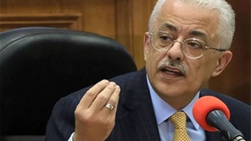وزير التعليم يعتمد نتيجة الثانوية العامة والدبلومات الفنية للبعثة المصرية بالسودان