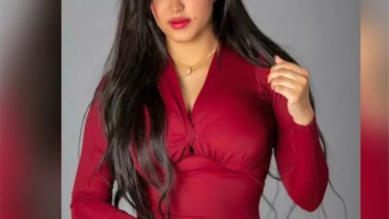 شاهد .. نادين مرجان تخطف الأنظار بأحدث إطلالتها