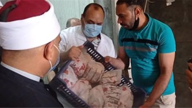 الأوقاف توزع اليوم 13 طنا من لحوم صكوك الأضاحى فى 4 محافظات