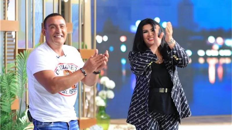 احمد السقا لمنى الشاذلى : 