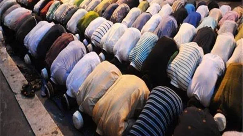 حكم ترك صلاة الجمعة