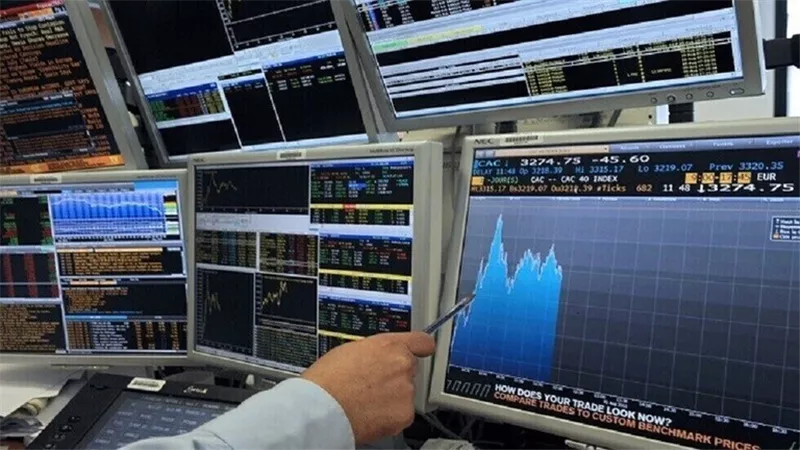 أسهم أوروبا تفقد الزخم بسبب خسائر قطاع النفط وسهم 