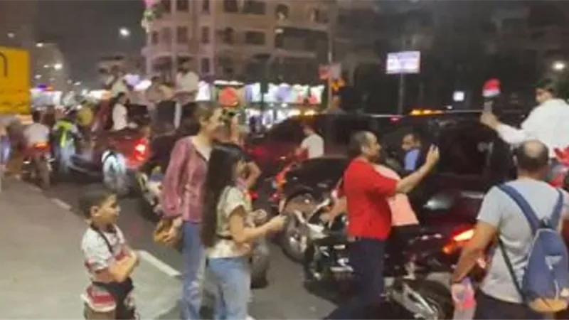 احتفالات شعبية فى ميدان طلعت حرب بذكرى نصر أكتوبر ودعم الدولة والرئيس