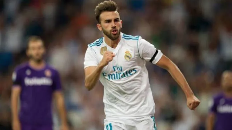 رسيميا.. ريال مدريد يعلن إعارة مهاجمه إلى روما حتى 2022